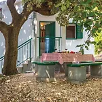 Gornje With Fireplace Vii 度假居 图彻皮