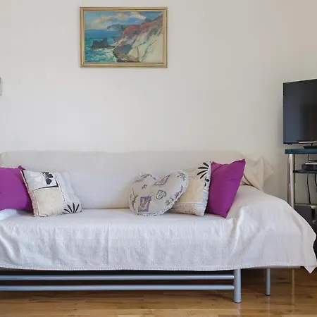 2 Bedroom Awesome In Gornje *
