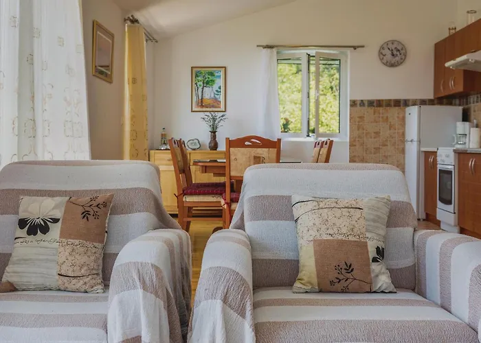 Holiday Home Gornje Tucepi With Fireplace VII * Tučepi